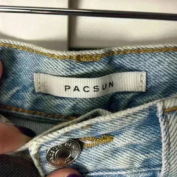 PacSun Distressed Ripped Knee Dad Jeans Size 27 Light Wash - Picture 2 of 11